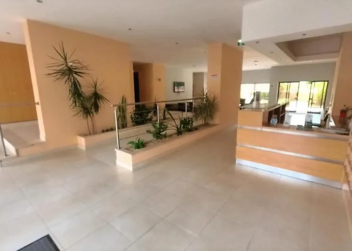 Rocha Tower 15c Portimão