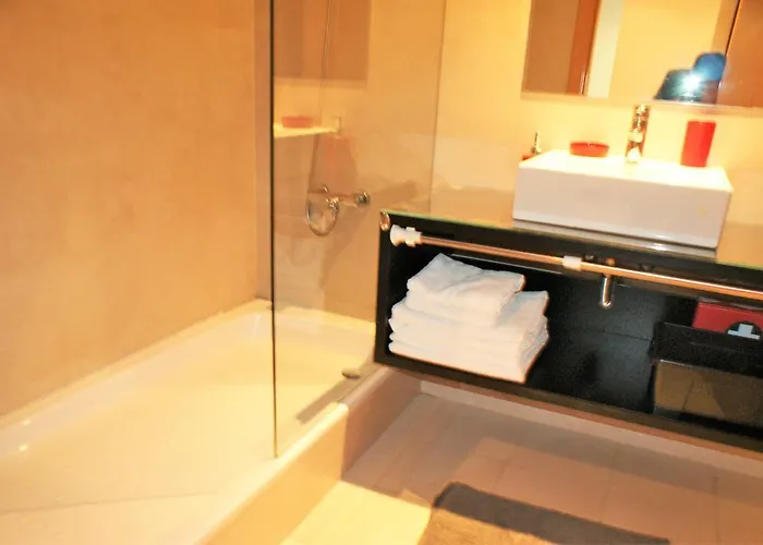 Lägenhet Rocha Tower 15c