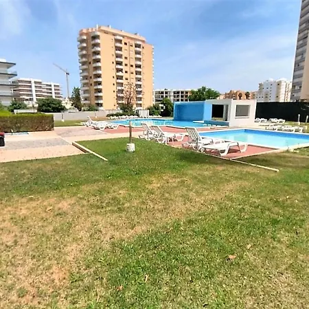 Turisticos Rocha Tower 10 Apartment *